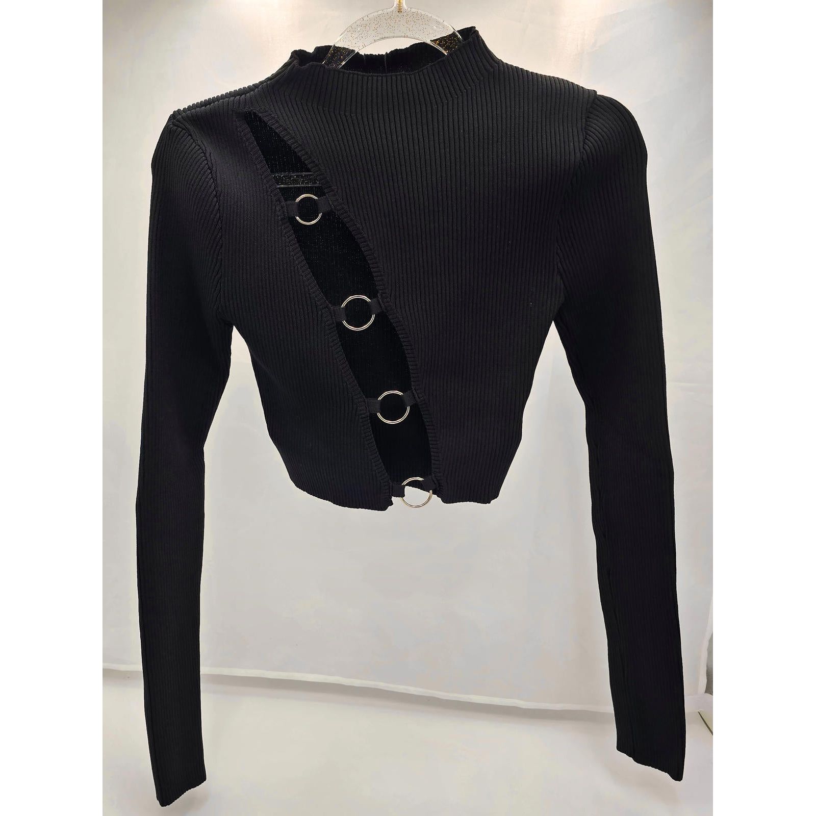 PrettyLittleThing Edgy Black Ribbed Crop Top with Ring Detail/S