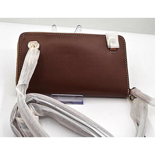 Wexford Leather Wristlet