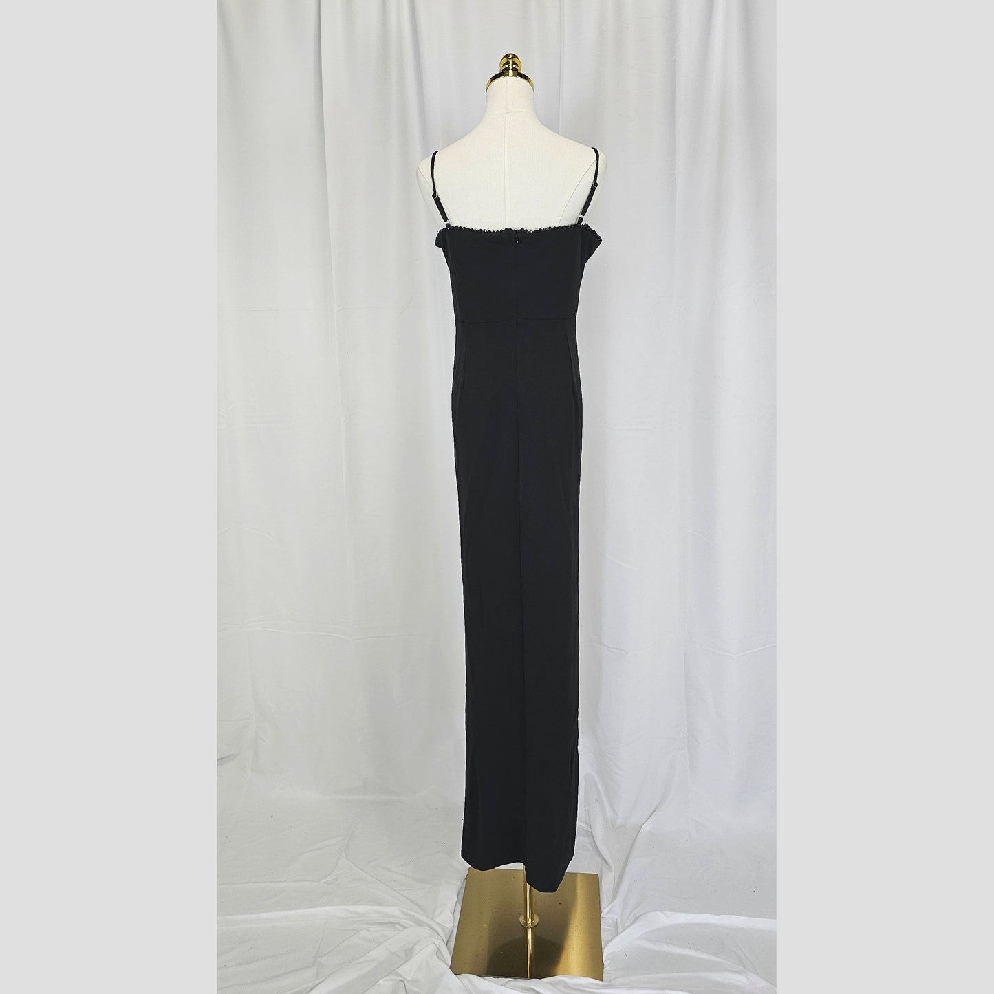 Sleek Siren Black Dress: Dare to Dazzle!
