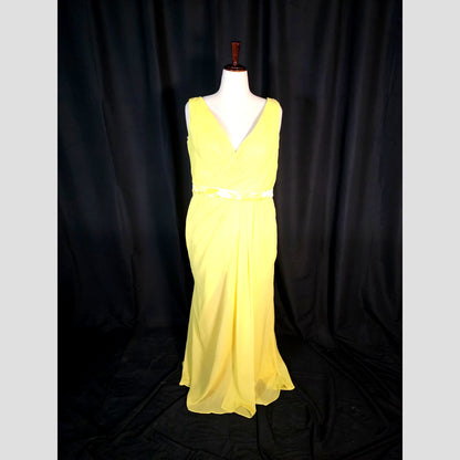 Sunshine Swoon: The Ultimate Yellow Goddess Gown