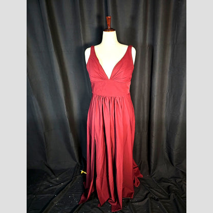 Crimson Dreams Evening Gown: Ignite Your Inner Diva!