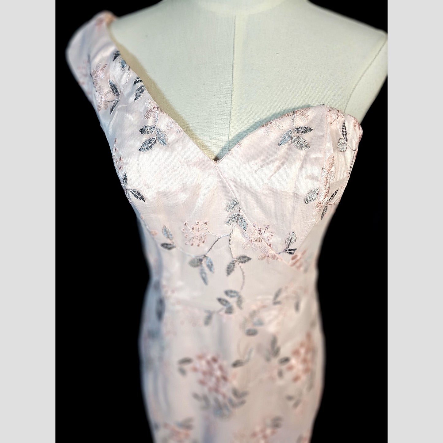 Whimsical Blooms Evening Gown: Elegance Meets Playfulness