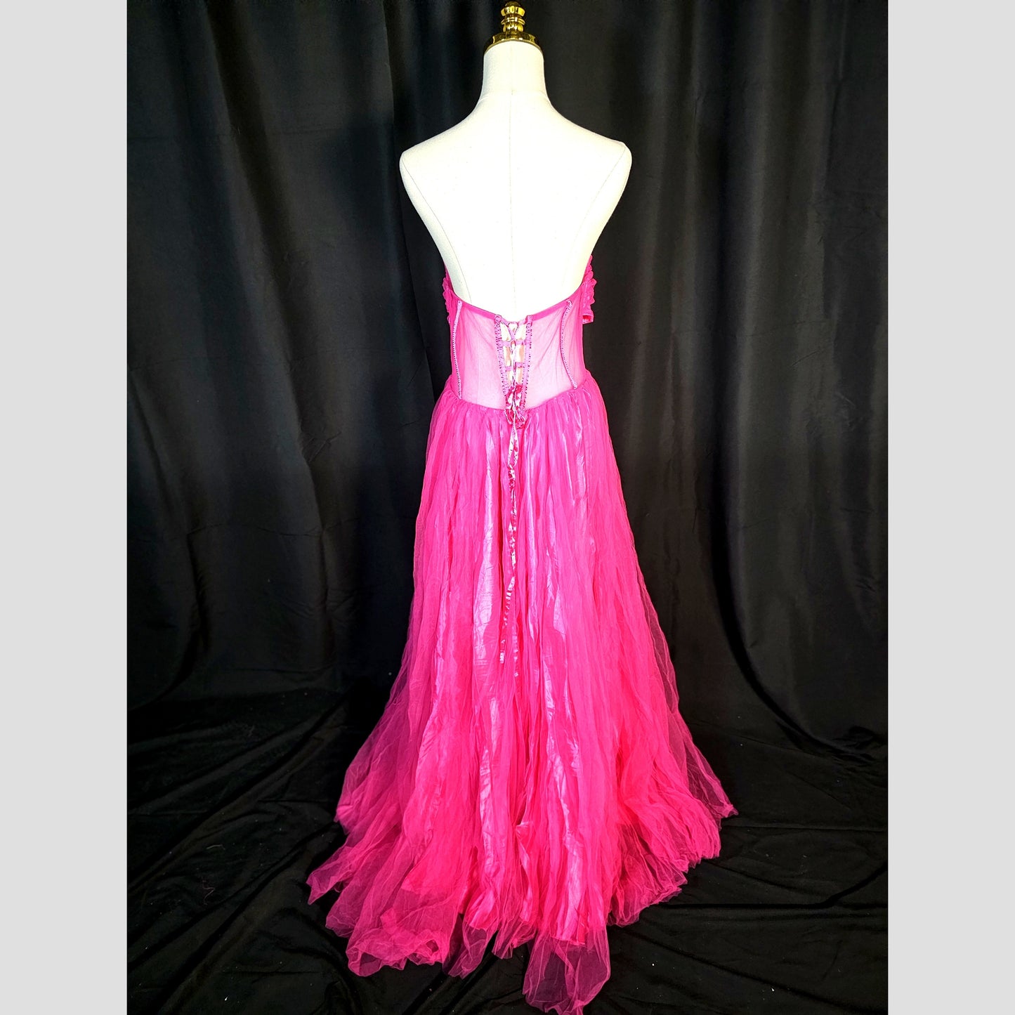 Bubblegum Bliss Evening Gown: Flutter into Fabulousness!