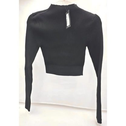 Edgy Ribbed Crop Top with Ring Detail