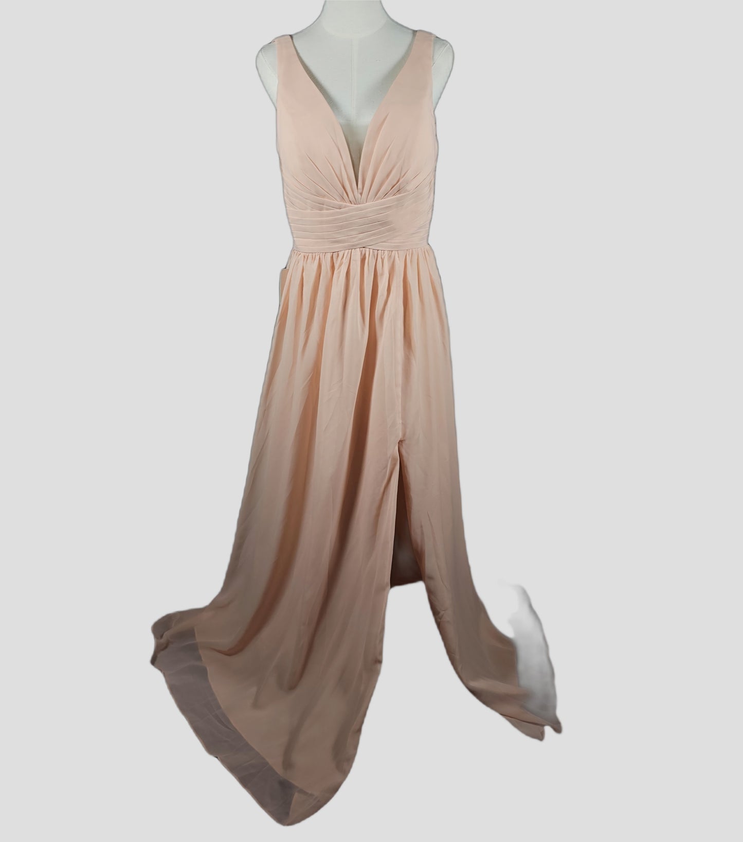 Blushing Belle Maxi Dress: Elegance with a Twist