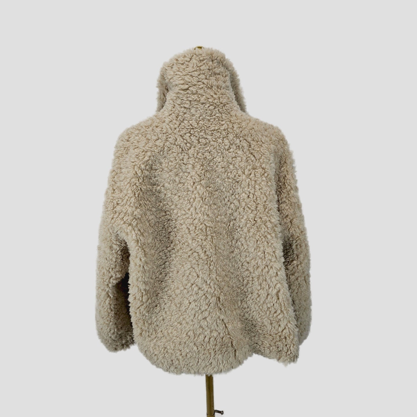 Bold Tan Reversible Shearling Jacket: Fierce Winter Warmth
