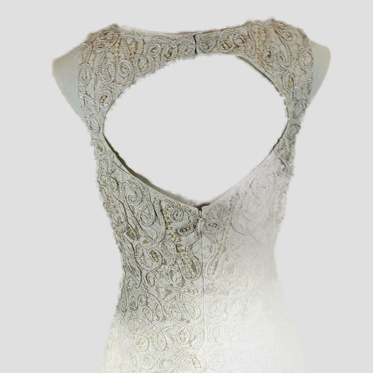 Bold Champagne Lace Dress with Mesmerizing Back Cutout