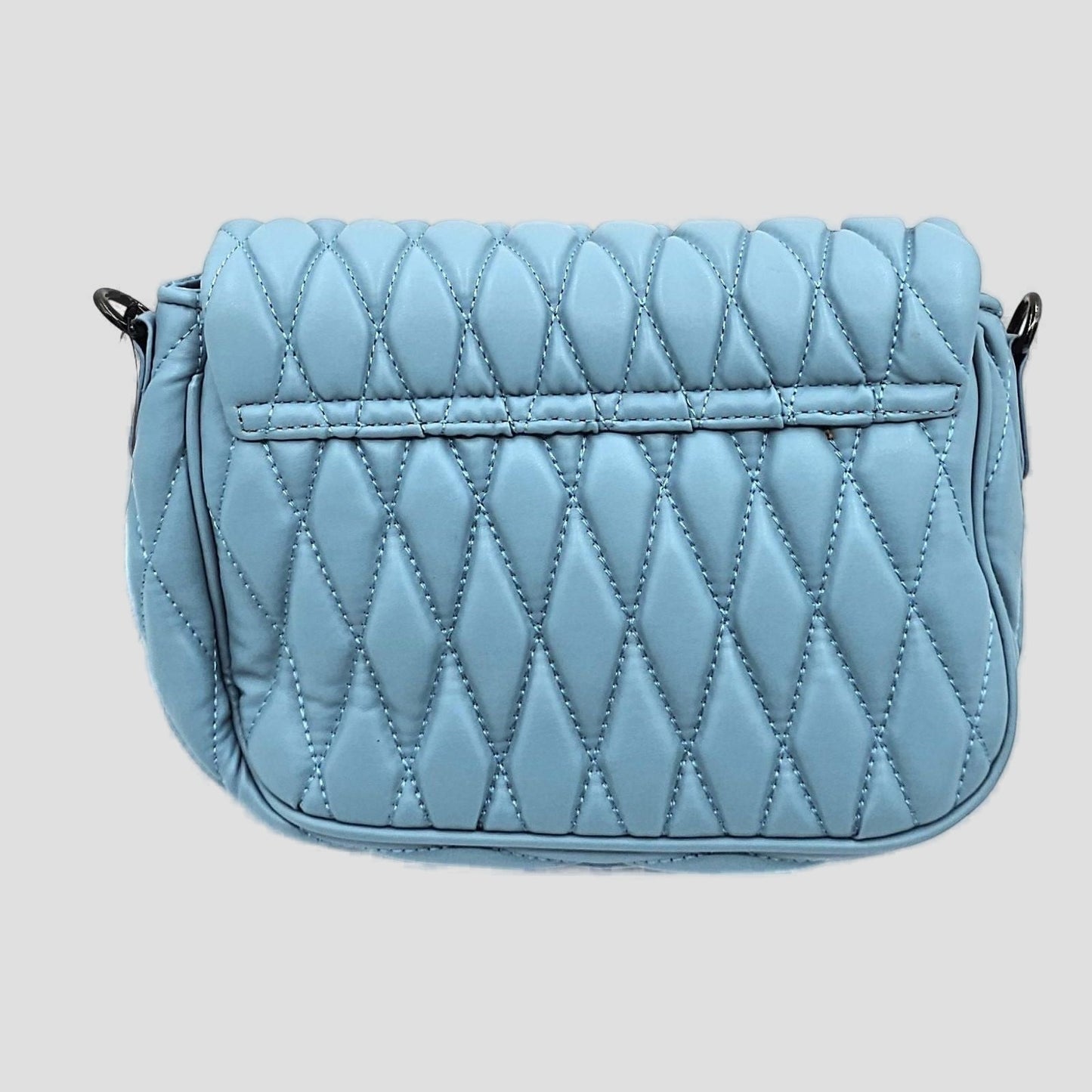 Quirky Quilted Crossbody Bag - Your New Shoulder Buddy!