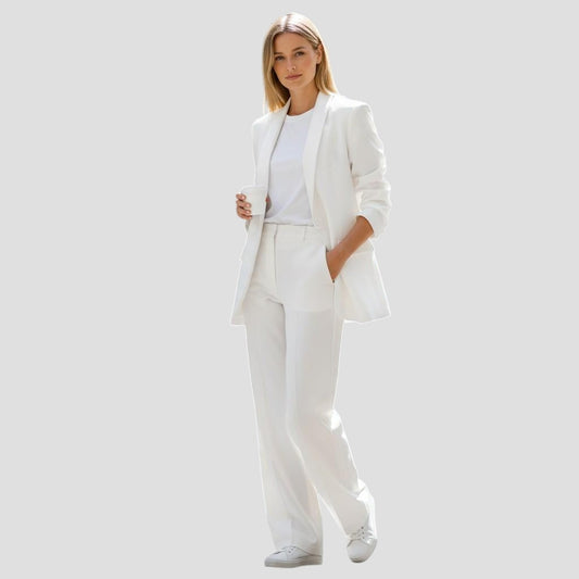 Chic Women's Suit - Power Dressing, But Make It Fashion