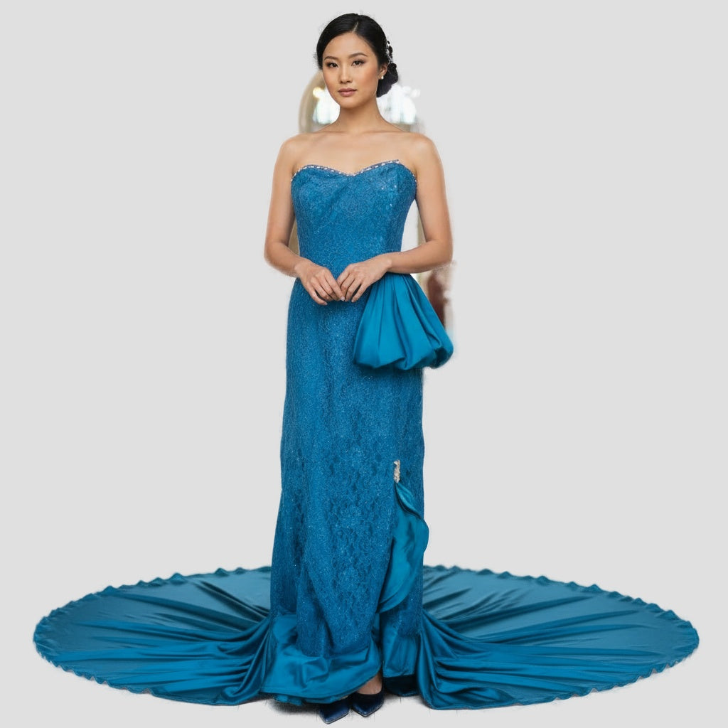 Dazzling Teal Lace Spectacle: Show-Stopping Gown for Galas