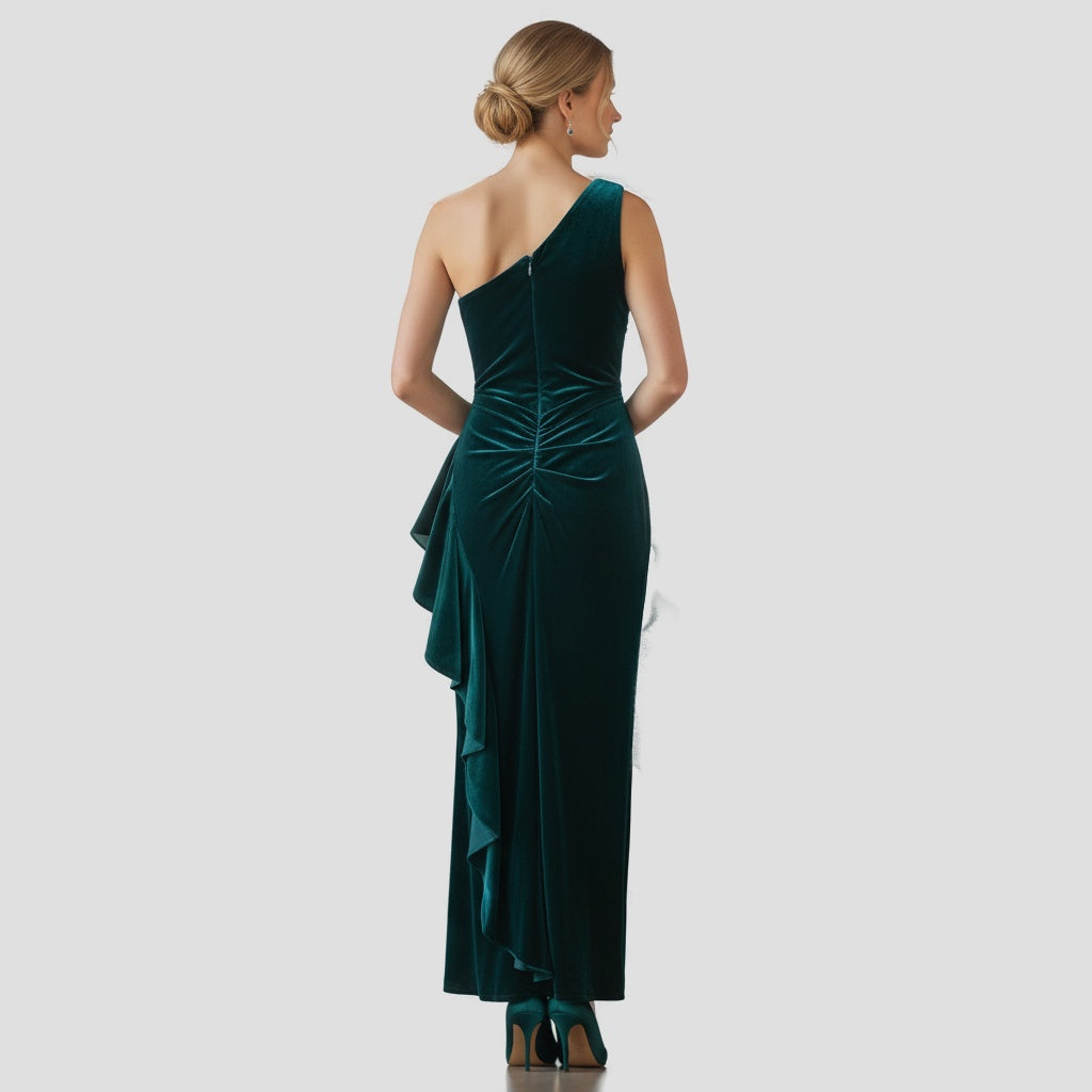Emerald Velvet One-Shoulder Gown for Dramatic Entrances