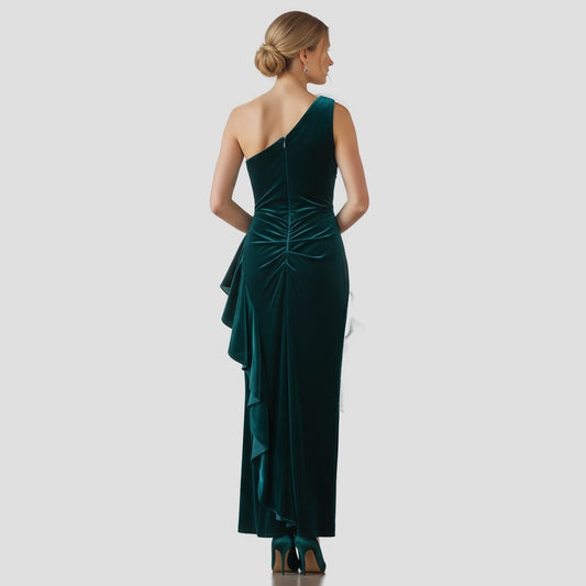 Emerald Velvet One-Shoulder Gown for Dramatic Entrances