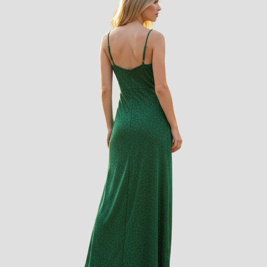 Emerald Enchantment: Dazzling Sparkling Dress
