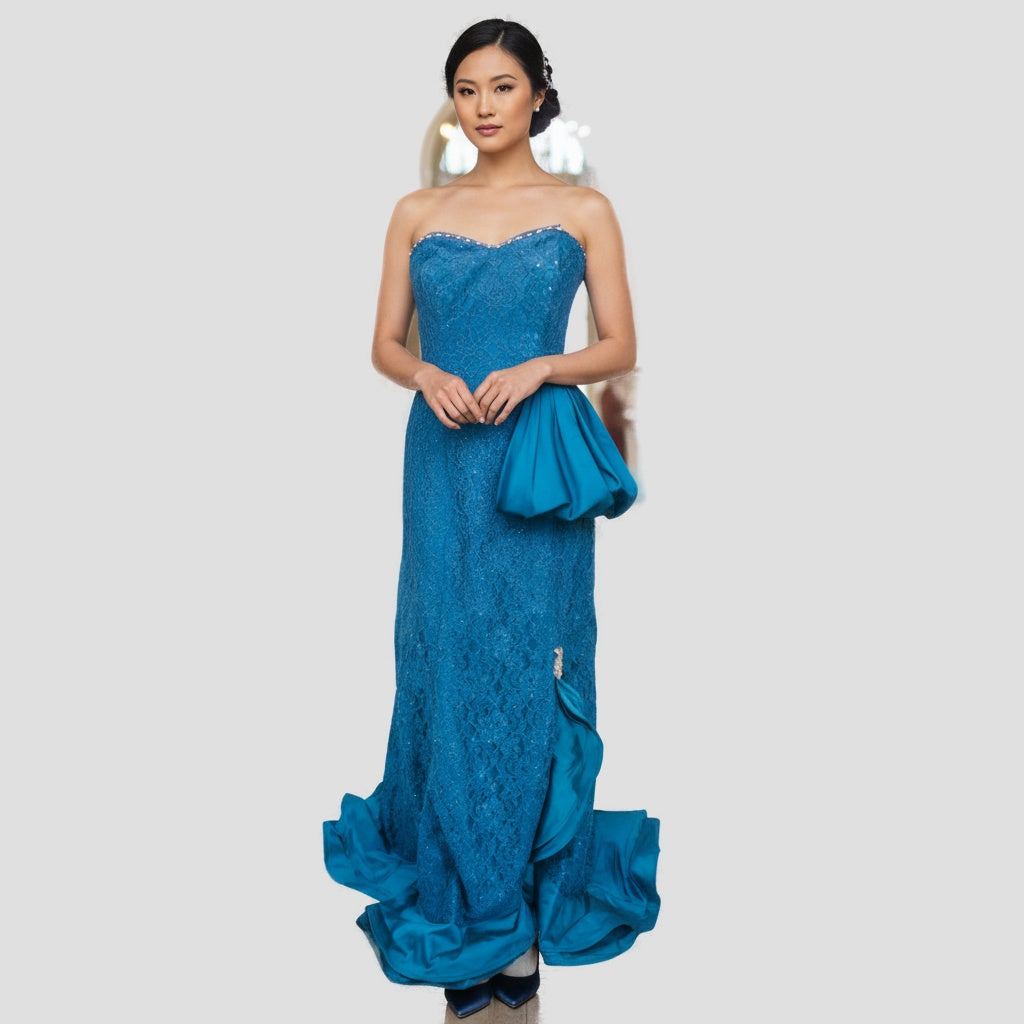 Dazzling Teal Lace Spectacle: Show-Stopping Gown for Galas
