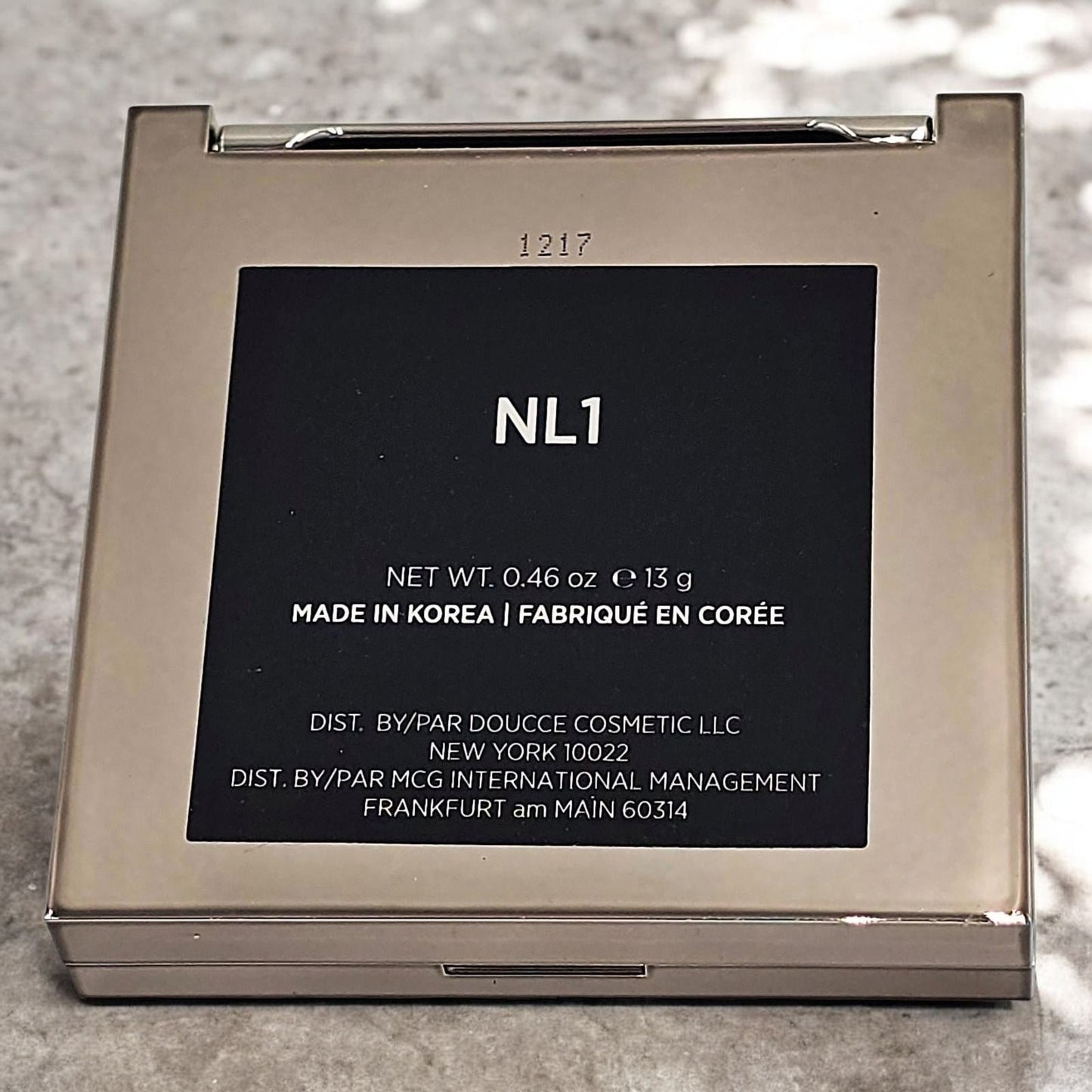 NL1 Compact Makeup Powder - Your Face's New Best Friend