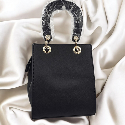 Chic Mini Handbag - Tiny but Mighty!
