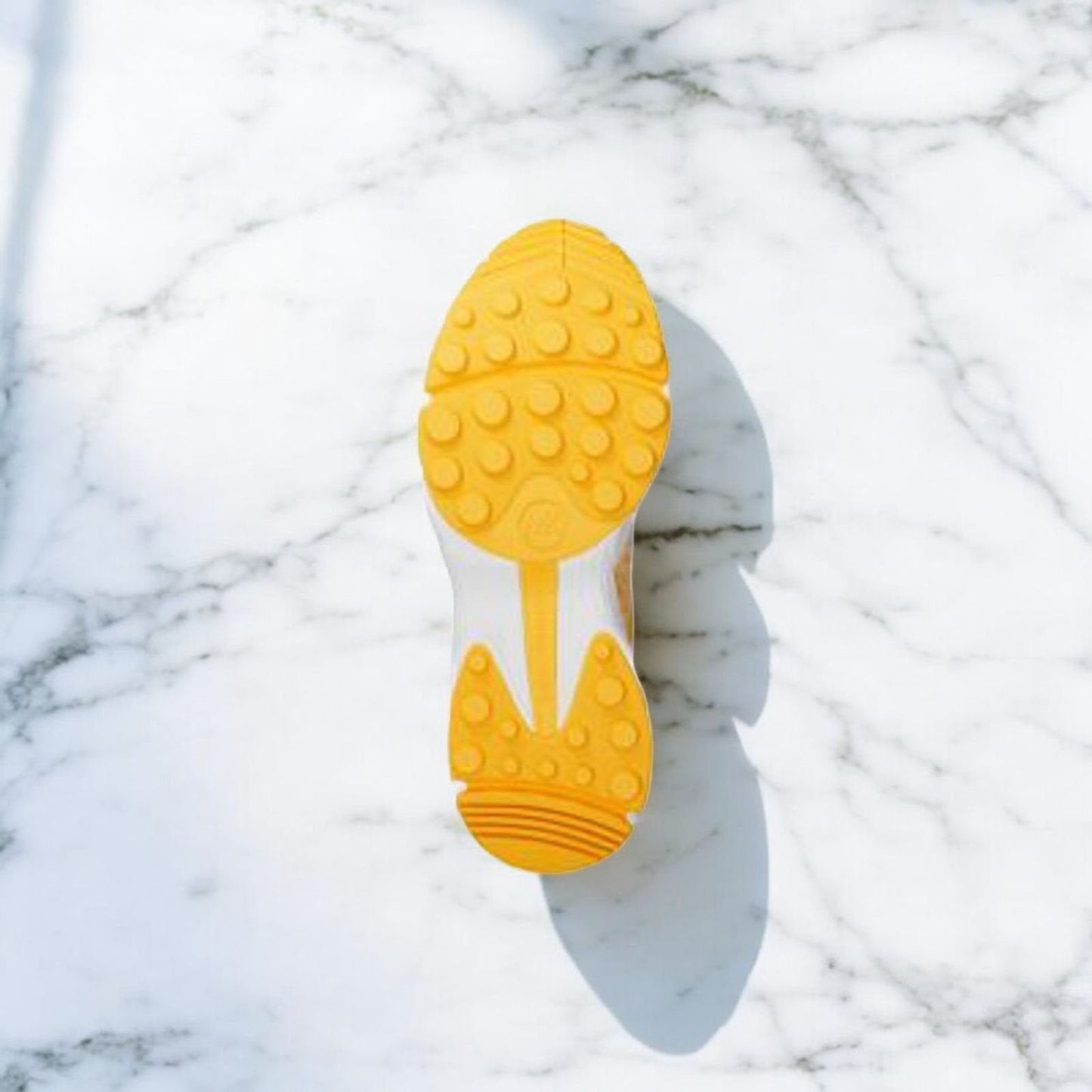 Katrina Mixed-Media Trainer