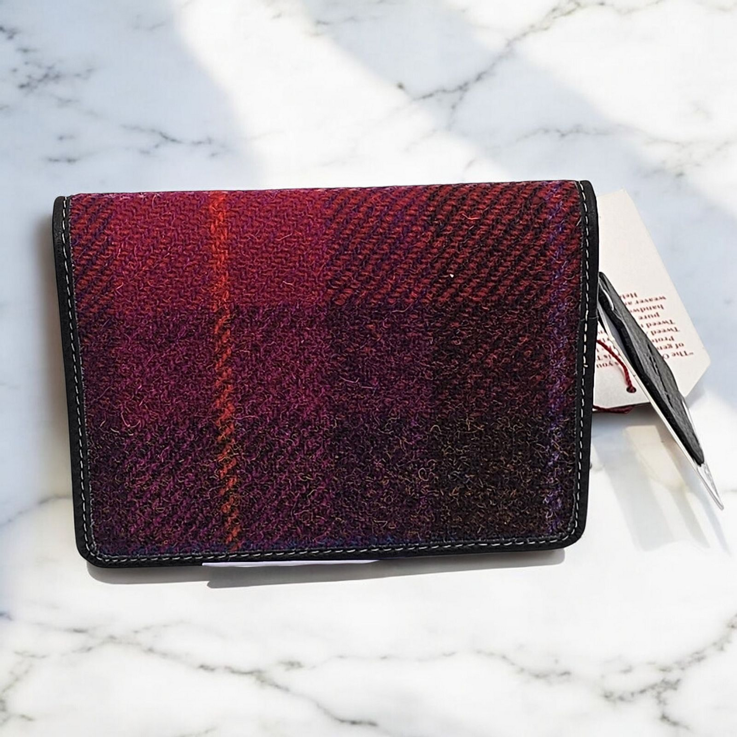 Elegant Plaid Women's Wallet with Zipper and ID Window