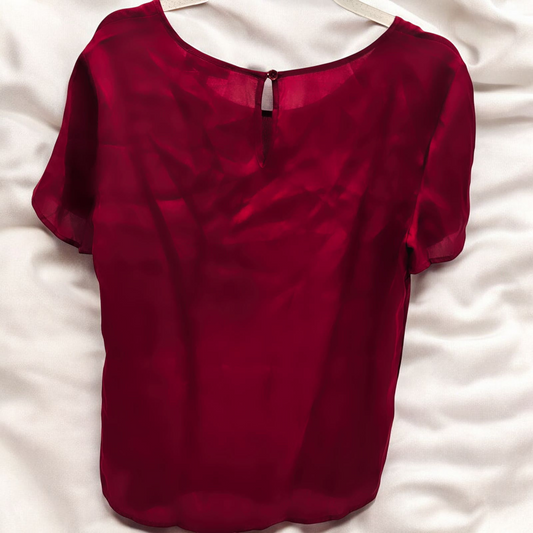 Chic Women's Silk Blouse - Your New Favorite Top!