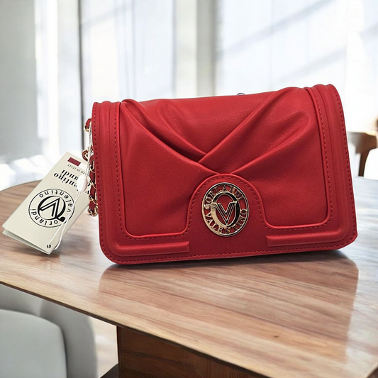Chic Crossbody Bag - The Bag That Screams 'I Have Style!'
