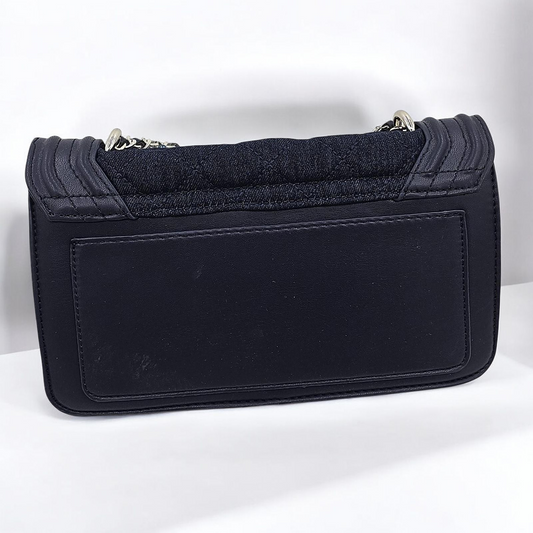 Elegant Quilted Shoulder Handbag with Chain Strap