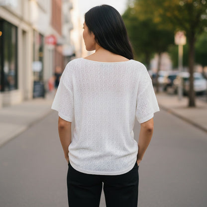 Chic Button-Front Tie-Knot Top - Your New Favorite Flirt!